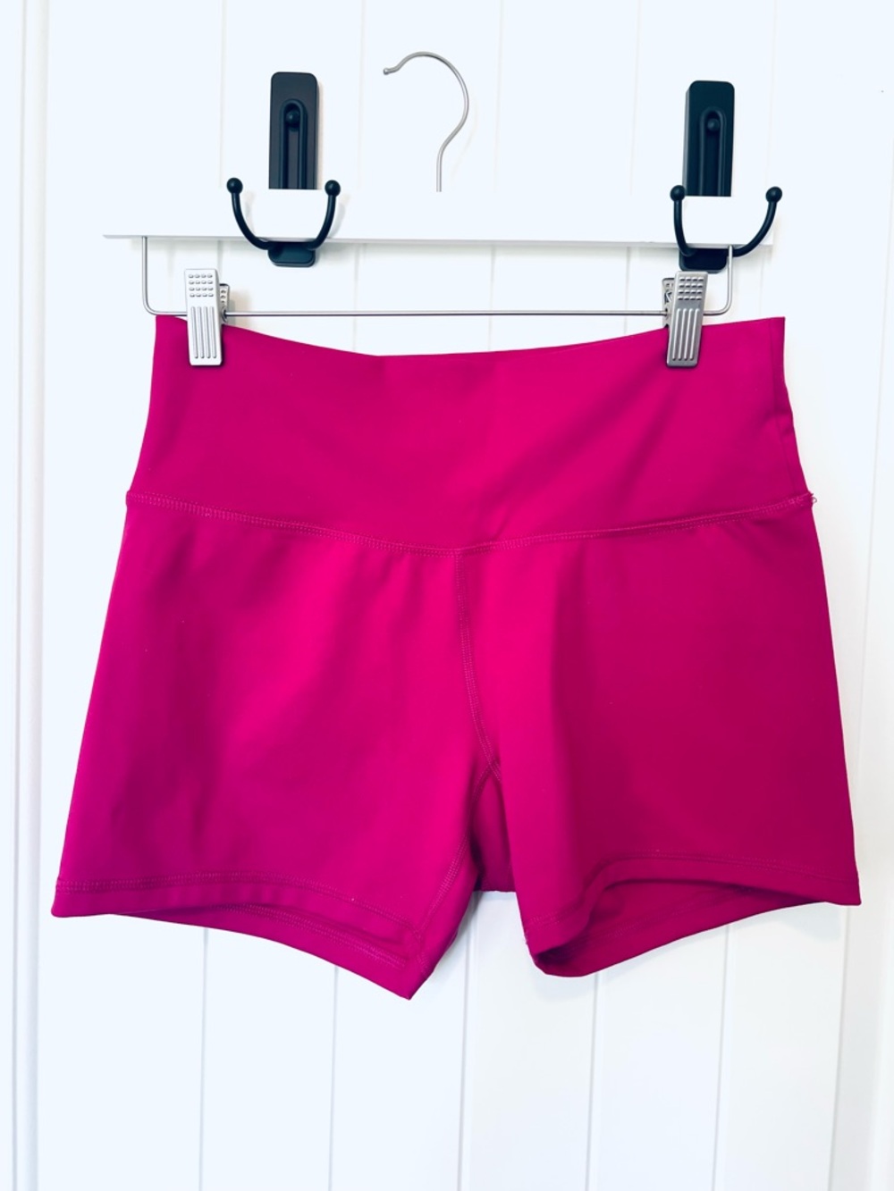 Champion Women's Fuchsia Athletic Shorts - Large